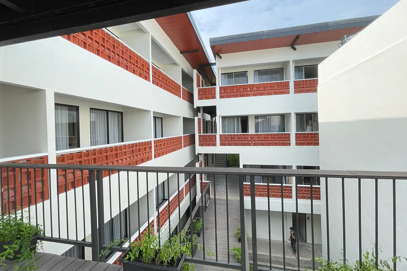 alzeto Building